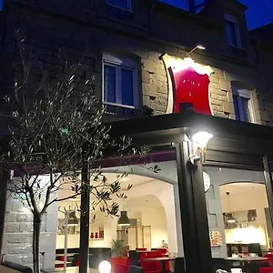 Contact De 2*, Matignon Frankreich